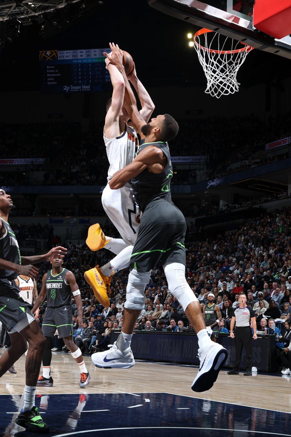 日本队在小 日本队在小