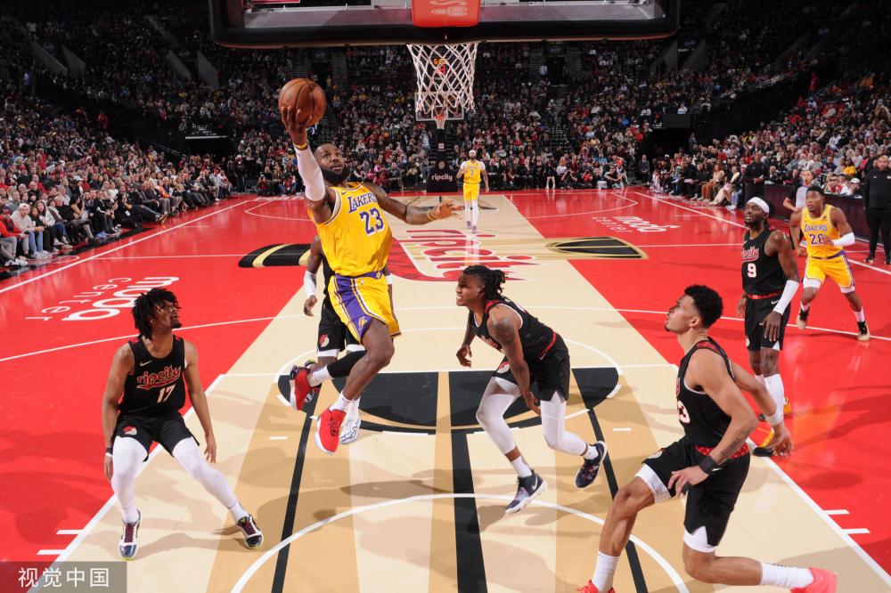 尽管在本届 尽管在本届