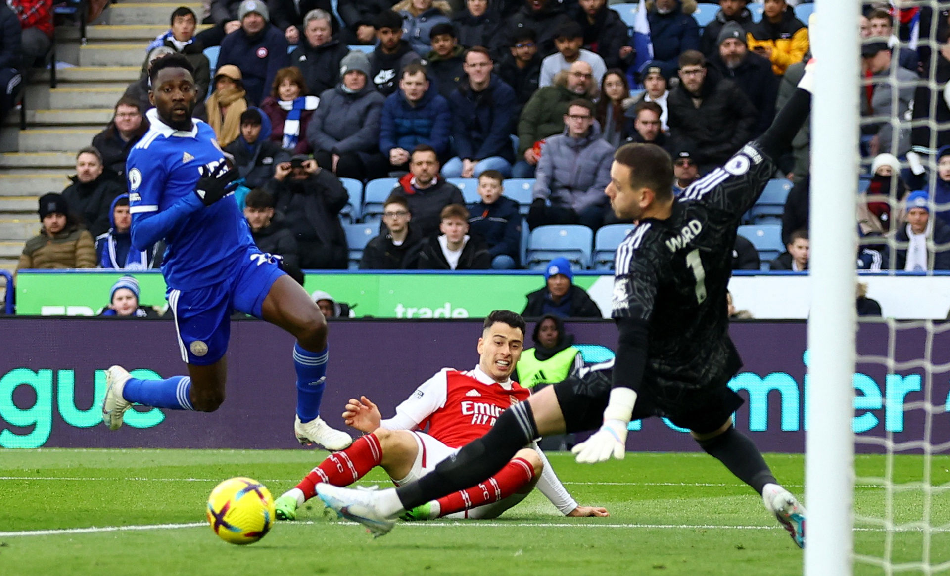 前锁定两个 前锁定两个